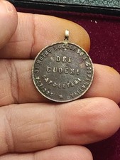 medaglietta Società Mutuo Soccorso  Cuochi Napoletani ,Napoli 1890 .Rara .
