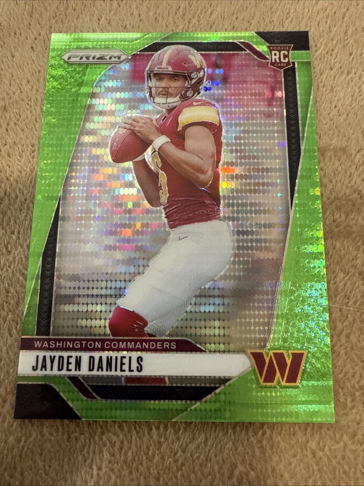 2024 Panini Prizm JAYDEN DANIELS Green Pulsar No. 347