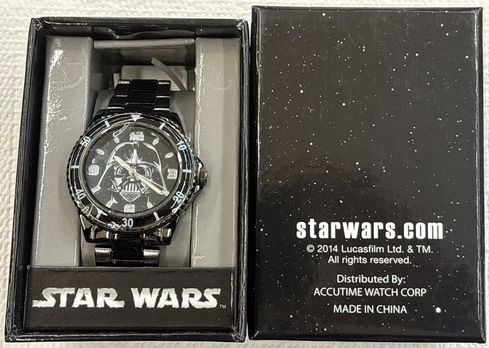 Novo na caixa Star Wars 2014 relógio Accutime Darth Vader - Imagem 3 de 4