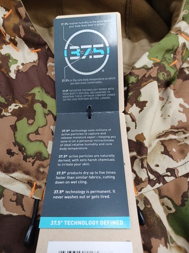 NEW First Lite Womens Catalyst Jacket Camo Size Large US - Picture 15 of 18