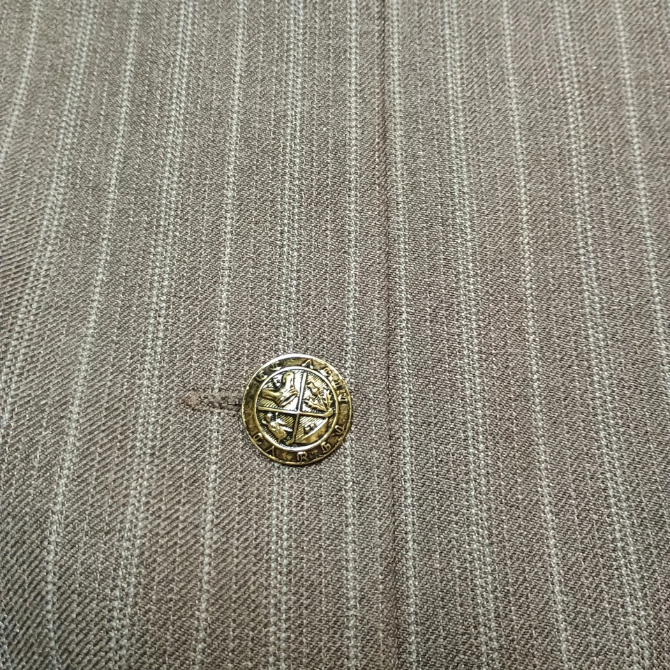 Женский блейзер Alfred Dunner в коричневую полоску на золотых пуговицах офисный рабочий размер 16 миниатюрный - Изображение 2 из 4