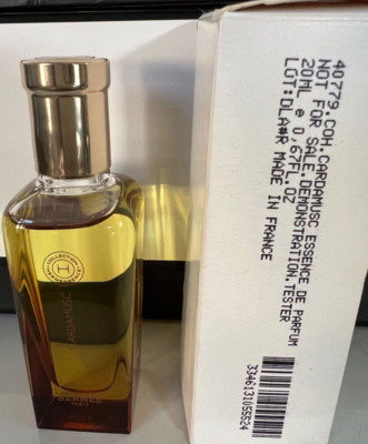 【HERMES】CARDAMUSC カルダムスク Cardamusc Essence de parfum - 0.85 fl.oz | Hermès USA