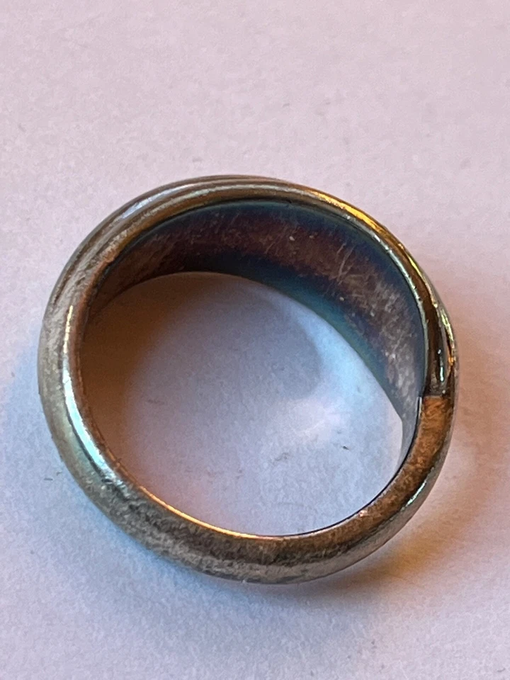 Anillo RLM Robert Lee Morris 925 Marcado Ridge Plata Cónico Banda Modernista Talla 8 Foto 4 de 4