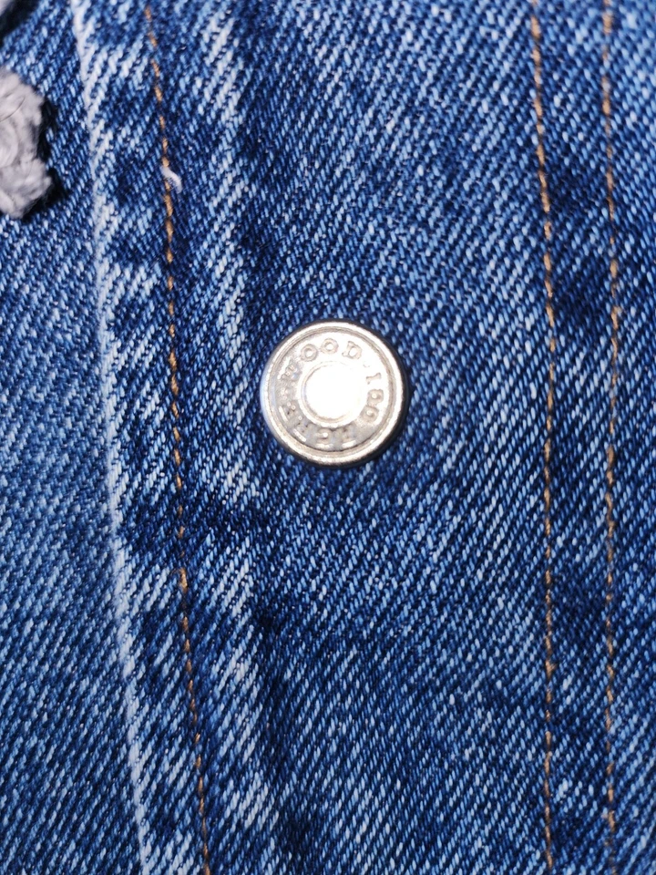 CHAQUETA BOMBER DISNEY TIGGER DE COLECCIÓN PARA HOMBRE TALLA XLARGE, ESTÁ USADA Foto 3 de 4