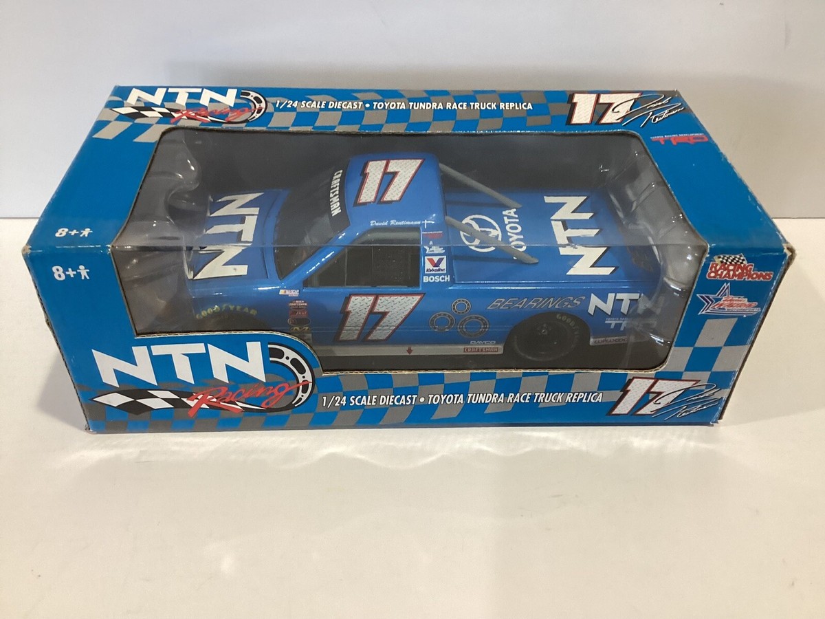 1/24 Racing Champions 2005 #17 David Reutimann NTN Bearings