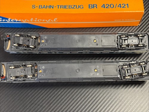 Roco H0 04134 B - S-Bahn-Triebzug BR420/421 - Bild 15 von 16