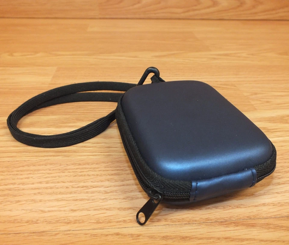 Genuine Case Logic Black And Navy Blue Camera Case With Long Strap & Clip *READ* - Image 3 of 4