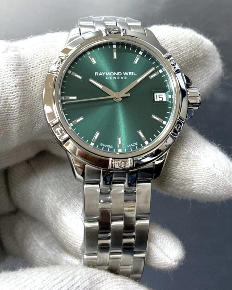 Reloj para mujer Raymond Weil Tango cuarzo 30 mm esfera verde SS 5960-ST-52051