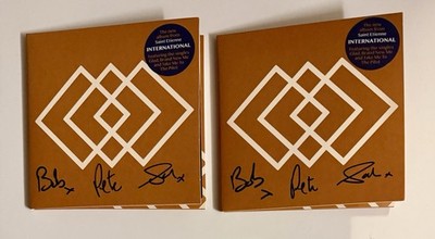 SAINT ETIENNE - INTERNATIONAL HANDSIGNIERTE CD HANDSIGNIERT SIGNED