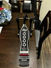 DW 6000 Series Strap Drive Single Bass Drum Pedal (Slightly Used)