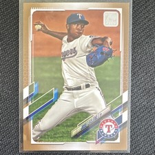 Topps 2021 Series Two Jose Leclerc Gold #396 /2021 Texas Rangers