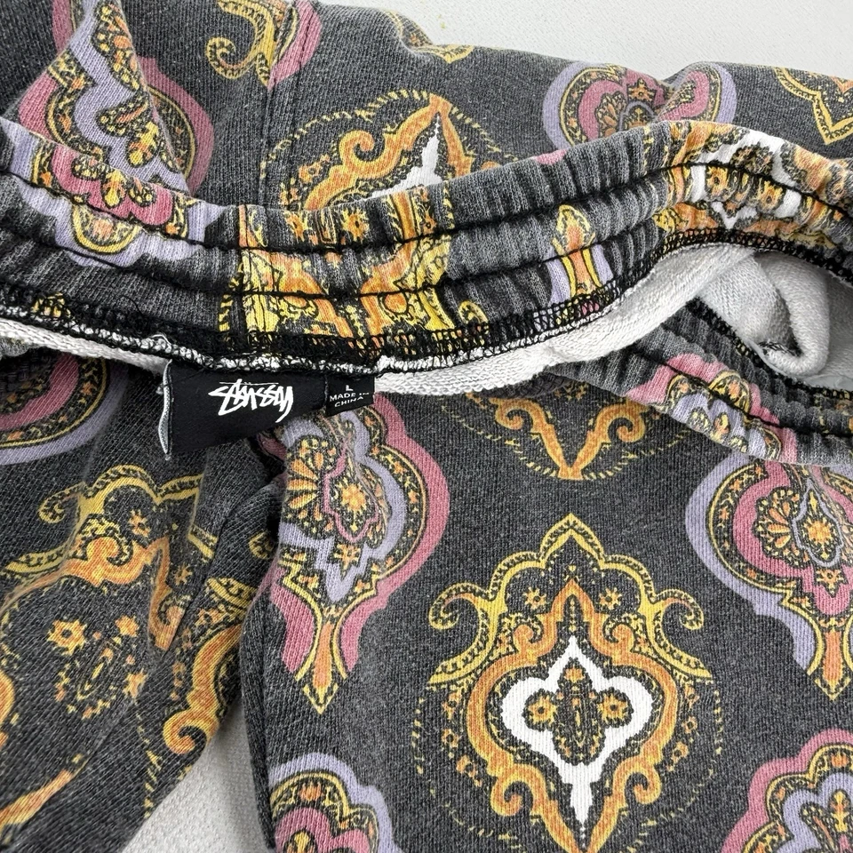 Stussy Paisley Baroque Print Fleece Shorts Faded Black Size L Streetwear - Image 4 of 4