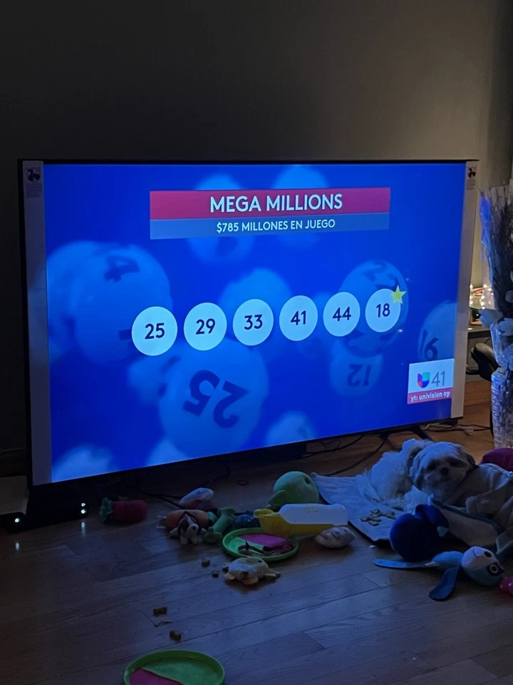 Samsung UN65TU7000FXZA 65" 4K LCD Smart TV - Titan Gray - Image 2 of 4