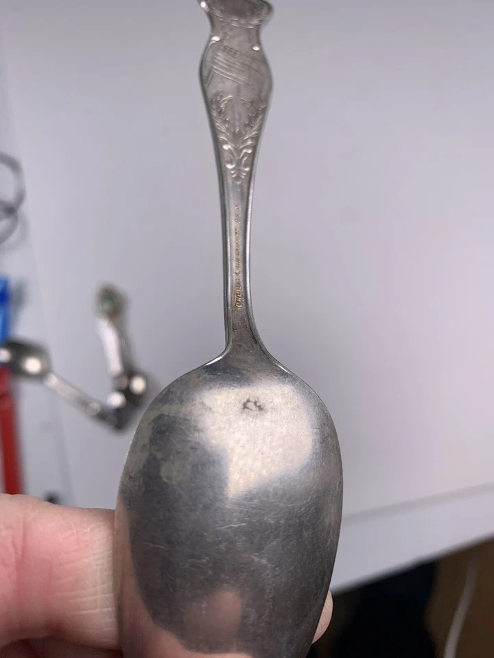 Cuchara plateada Oneida del estado de Nueva York Foto 4 de 4