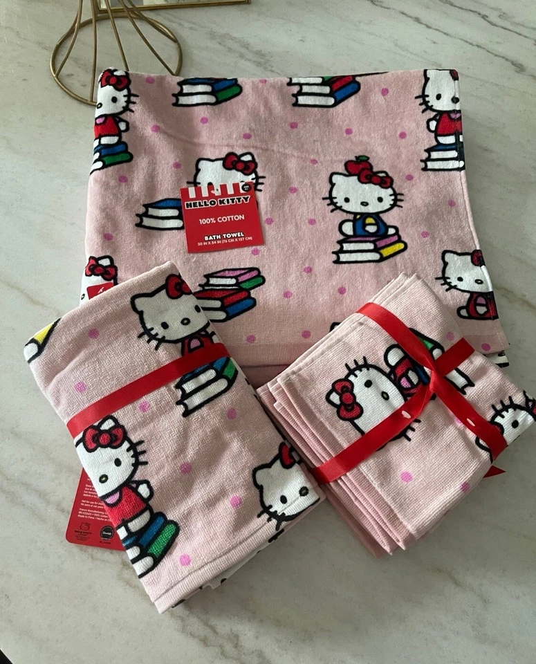 Juego de 4 toallas de baño y mano Hello Kitty - Libros de regreso al cole - Nuevo con etiquetas Sanrio Foto 3 de 4
