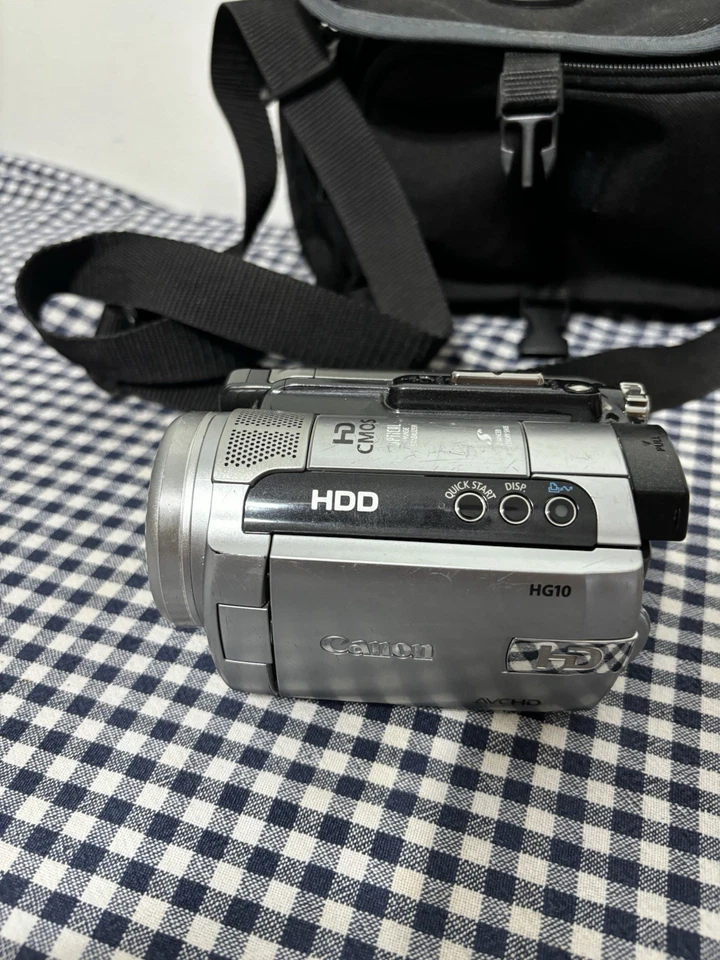 Canon HG10A Camcorder HDD 4GB With Travel Bag / Haven’t Tested It - Image 4 of 4