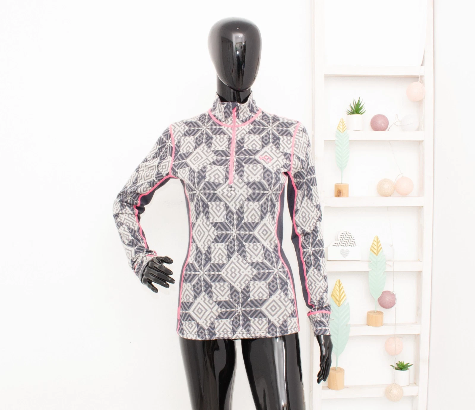 KARI TRAA 100% Merino Wool Top Zip Neck Grey Thermo Base Layer Skiing M
Opens in a new window or tab