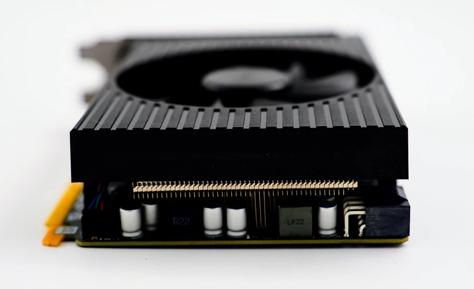 NVIDIA GeForce RTX 4060 8GB GDDR6 Single Fan Graphics Card, Dell OEM DPN 01YXVY - Image 3 of 4