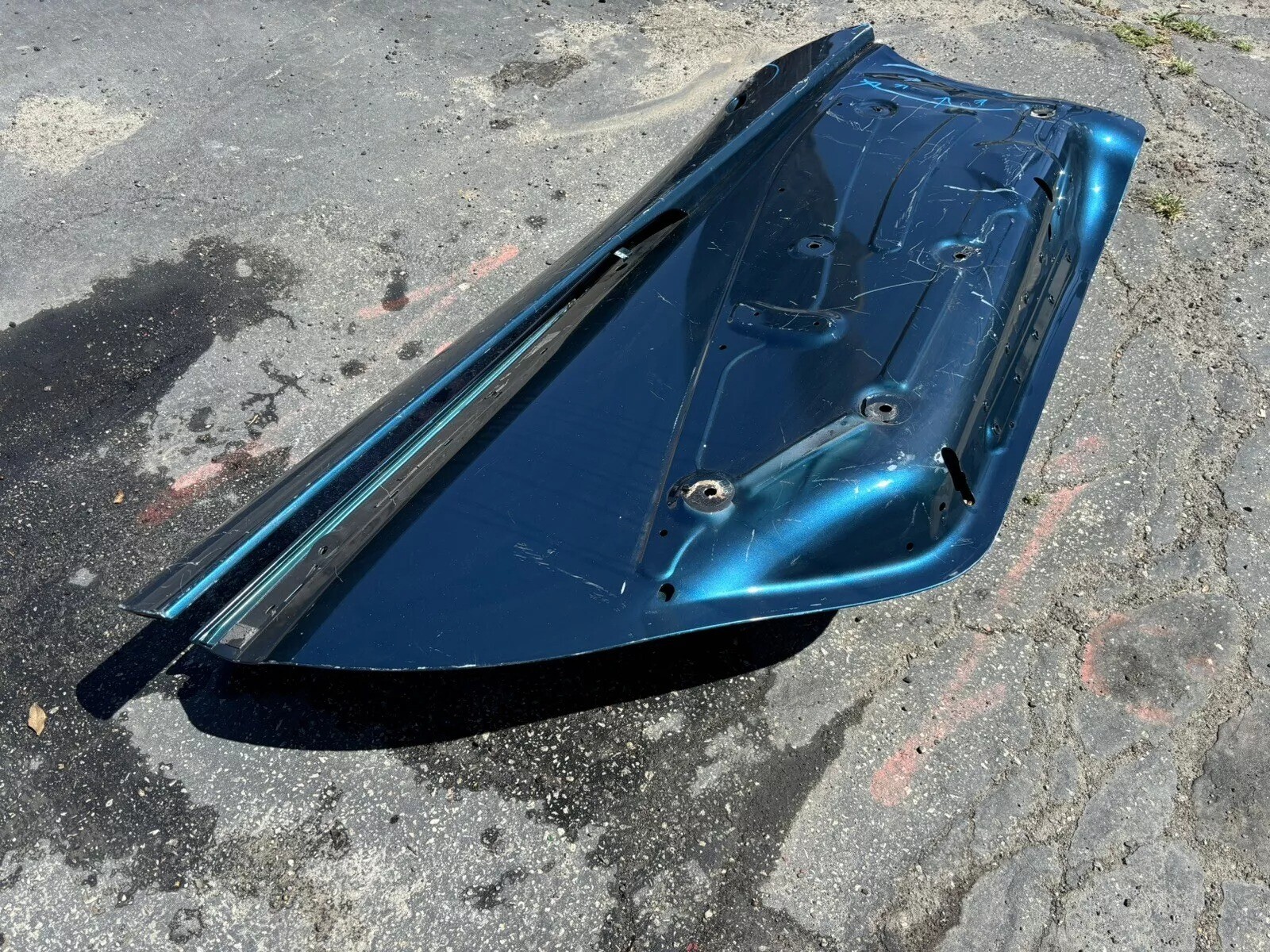 McLaren 570 570s Passenger side Front Door Shell OEM (RH)