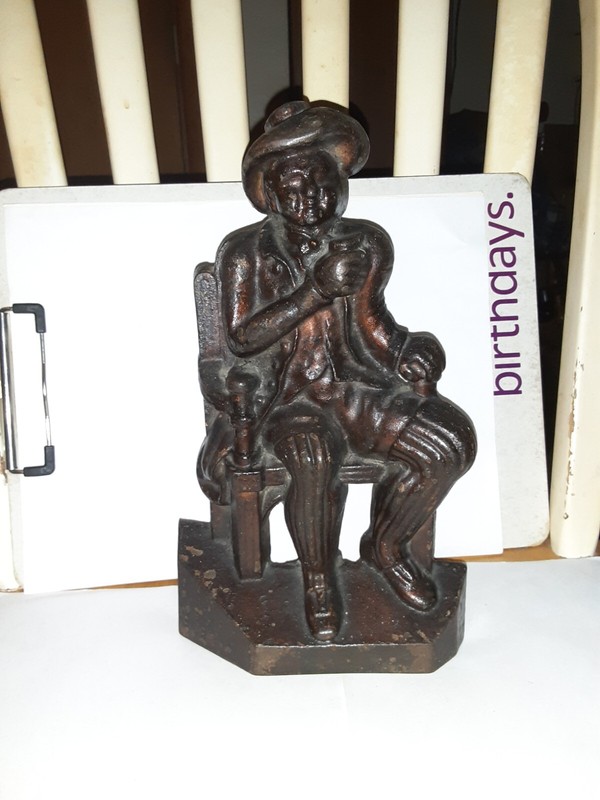 Atg Rare Cast Iron Port Doorstop Victorian Man Sitting & Drinking Hard To Find!