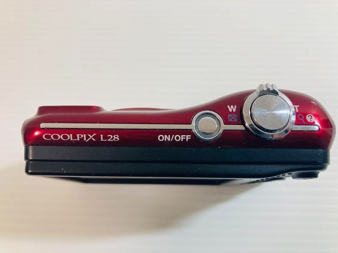 Nikon COOLPIX L28 赤　　SDカード付き Nikon COOLPIX L28 Red Digital Camera Compact AA Battery Used