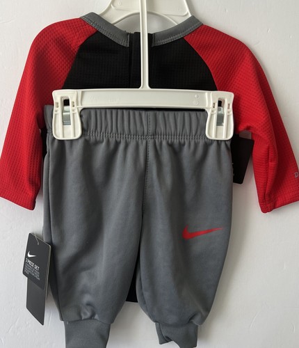 Nike Baby Jungen 2-teiliges Jogginghose Set -No talk all action- 3 Monate NEU - Bild 4 von 5