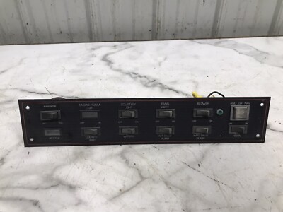 89 Bayliner Avanti 2955 Boat dash control board switch panel
