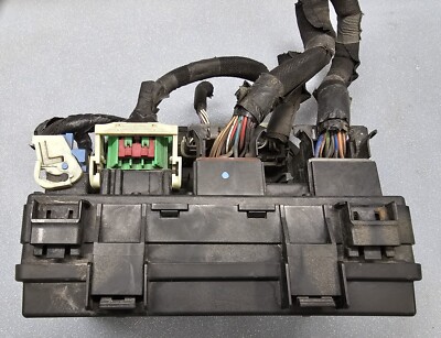  2012 GRAND CARAVAN TOWN & COUNTRY VW ROUTAN FUSE BOX TIPM POWER MODULE RELAY