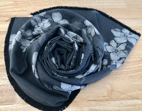 Poppy Tulip Daisy Flowers Long Reversible Winter Soft Warm Scarf Shawl - Picture 12 of 14