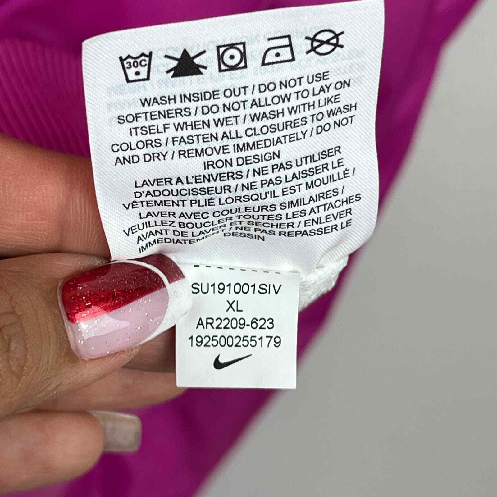 Nike Retro Inspired Colorblock Packable Windbreak… - image 10