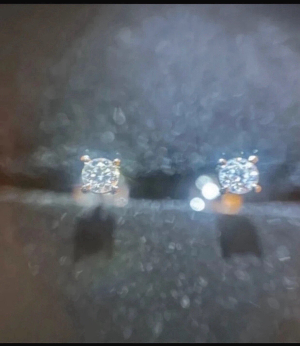 stud earrings with laboratory diamonds-image