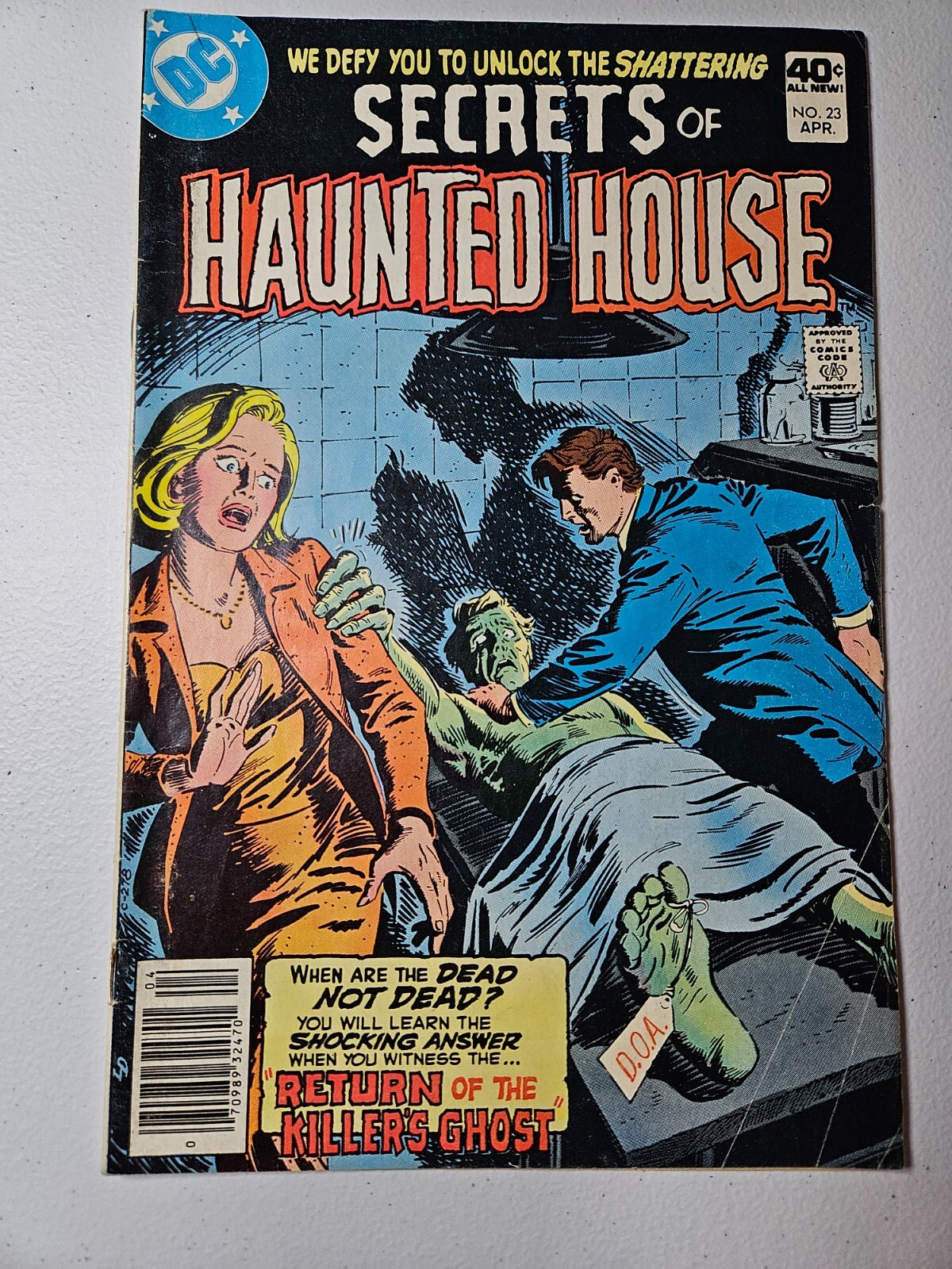 1980 DC Comic "Secrets of Haunted House" #23 - Return of the Killer's Ghost  FN