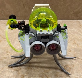 LEGO DC Comics Super Heroes: Brainiac Attack (76040) Skull Ship Complete 1 Fig