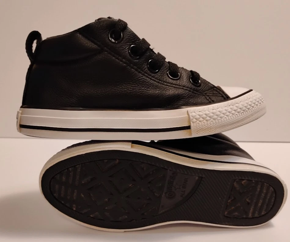 Marca CONVERSE ALL-STAR, cuero negro/blanco, parte superior baja, talla juvenil:12 Foto 3 de 4