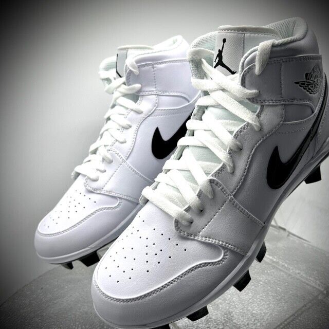 Size 8 - Air Jordan 1 Retro MCS White Black for sale online Size 8 - Air Jordan 1 Retro MCS White Black for sale online