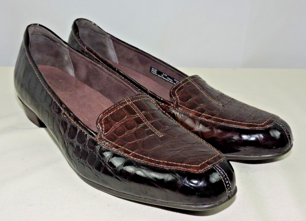 Clarks Everyday Brown Patent Leather Slip On Croc Loafers 