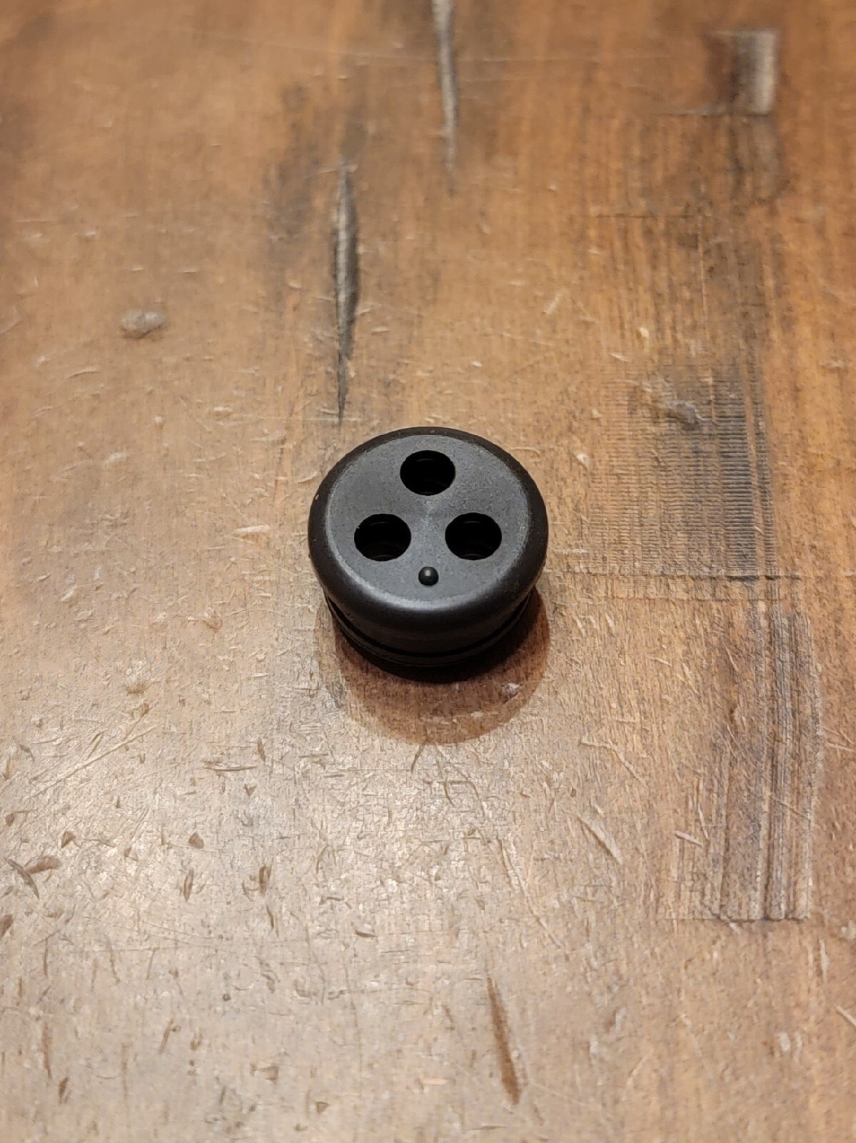 NEW Genuine ECHO Fuel Tank Grommet GT225 SRM225 TC210 T235