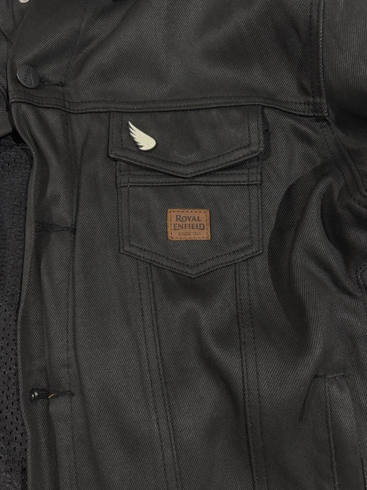 Royal Enfield X Saint Unbreakable Motorcycle Armoured Jacket Size XXL - Image 3 of 3