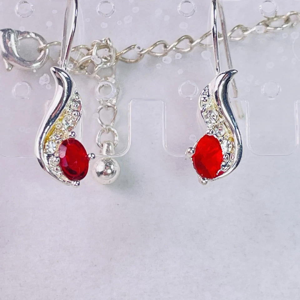 Avon серебряного тона w искусственного красный рубин камень ожерелье, серьги и браслет подарочный набор - Изображение 4 из 4