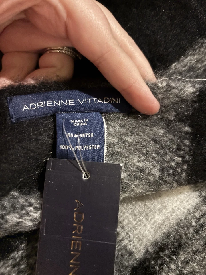 Xale/lenço feminino xadrez Adrienne Vittadini novo em folha com etiquetas tamanho único - Imagem 3 de 3