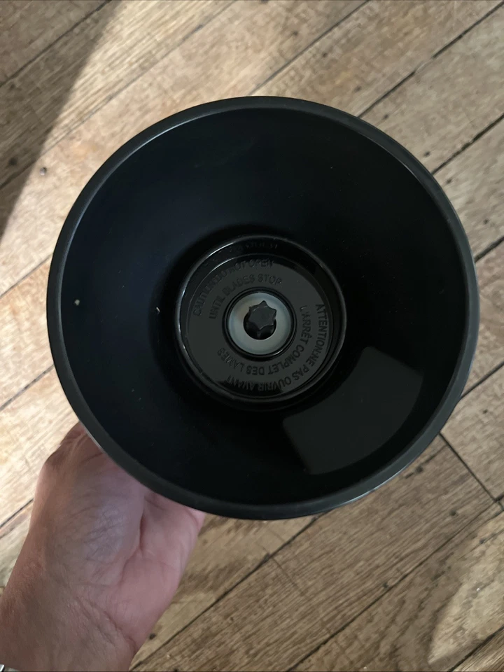 Ninja Master Prep Pro 16 oz replacement pitcher bowl With Lid And Blade - Image 4 of 4