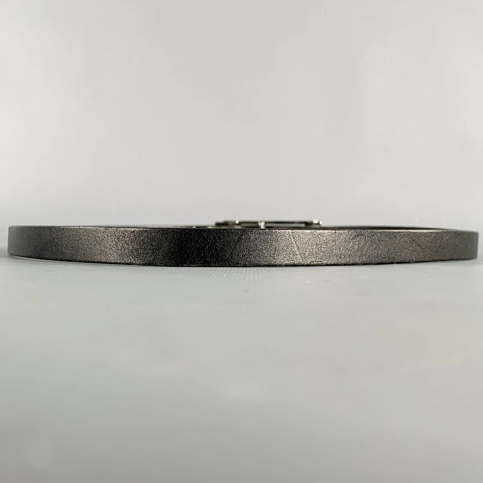 Cinturón de cuero J.LINDEBERG talla 30 negro plateado con logotipo Foto 4 de 4