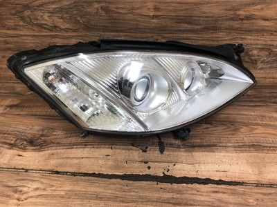 MERCEDES BENZ OEM W221 S550 S600 S63 FRONT PASSENGER SIDE XENON HEADLIGHT 07-09