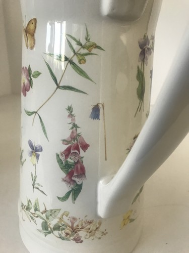 Jarra de porcelana vintage Marjolein Bastin prado de flores silvestres 48 oz para mariposas - Imagen 8 de 12