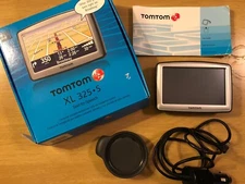 TomTom XL 325 S GPS - USA Automotive Mountable 4.3” LCD Screen w/car charger