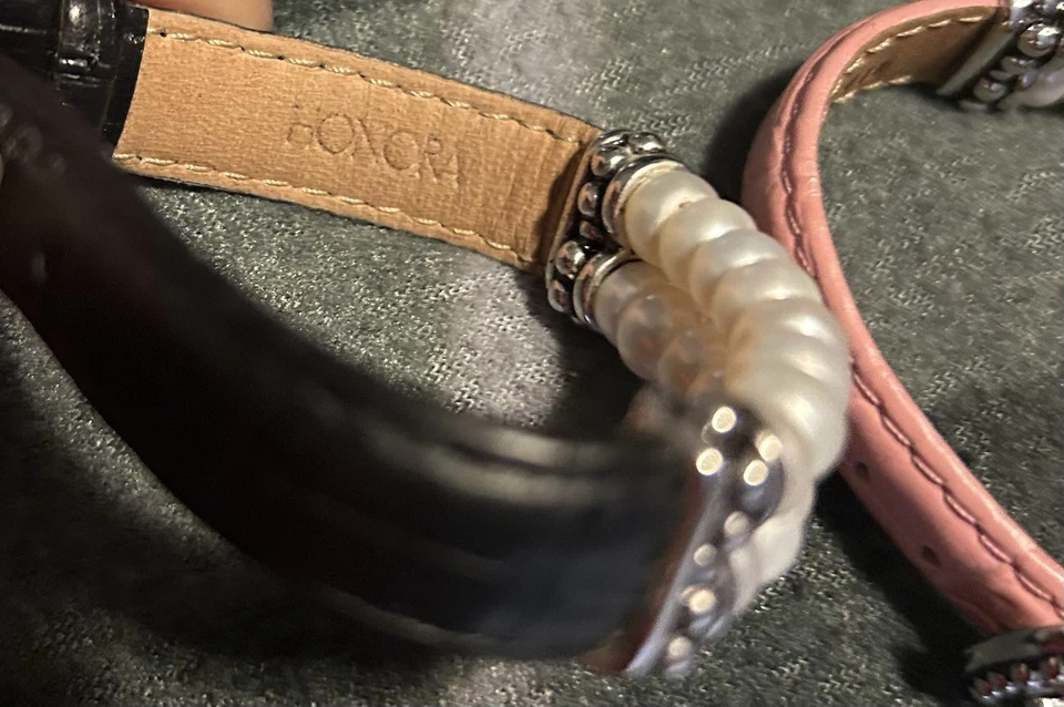 Pulsera HONORA de cuero negro genuino de plata de ley 925 con doble fila de perlas Foto 4 de 4