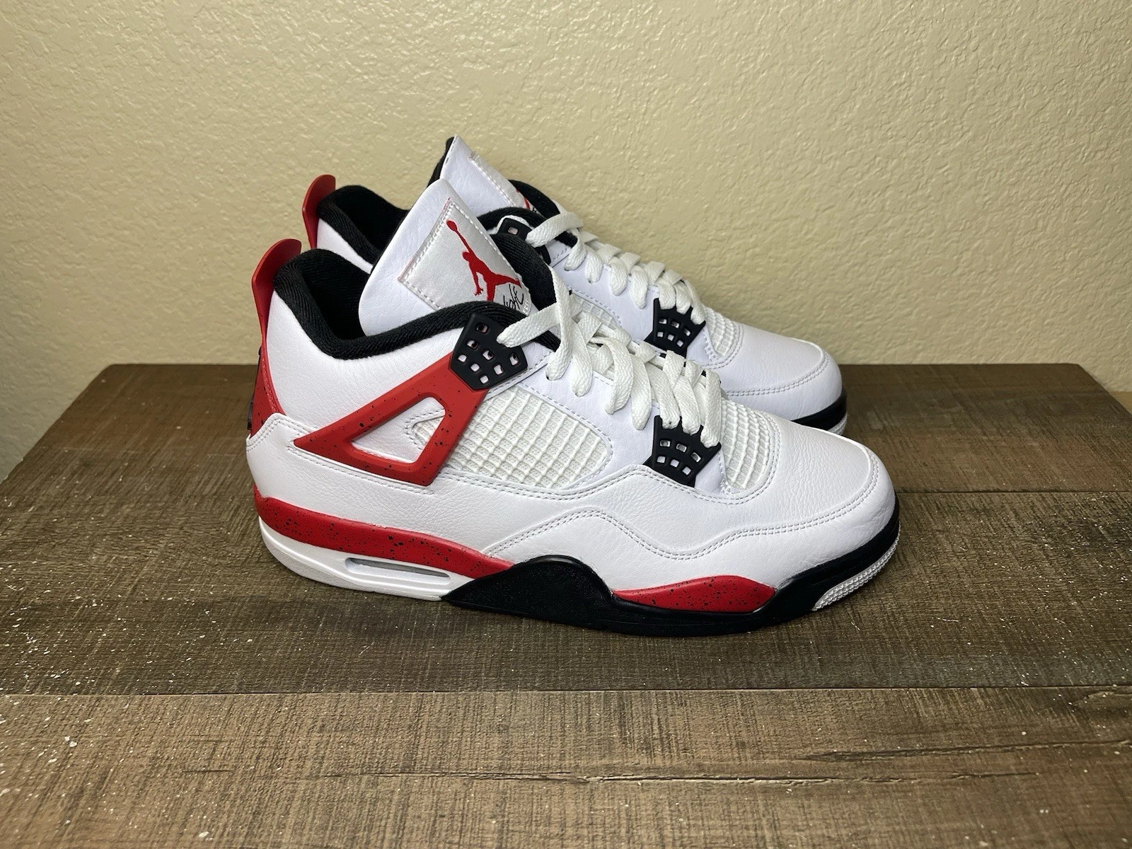 Air Jordan 4 Retro “Red Cement” Size 9 Men (DH6927-161)