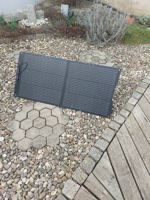 Growatt faltbares, flexibles Solarmodul schwarz für Camping und Außen