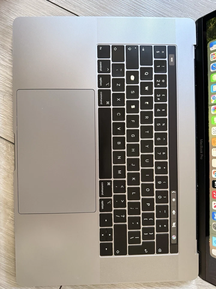Apple MacBook Pro 15" 2019 · i9 · 16GB · 500GB, photo 4 of 5