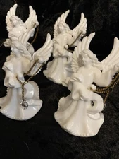 Angels With Gold Chain Heart Christmas Ornament Hard Plastic  4 " Vtg Set Of 4